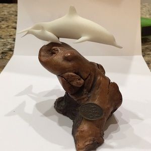 Vtg John Perry dolphins sculpture on burlwood vase